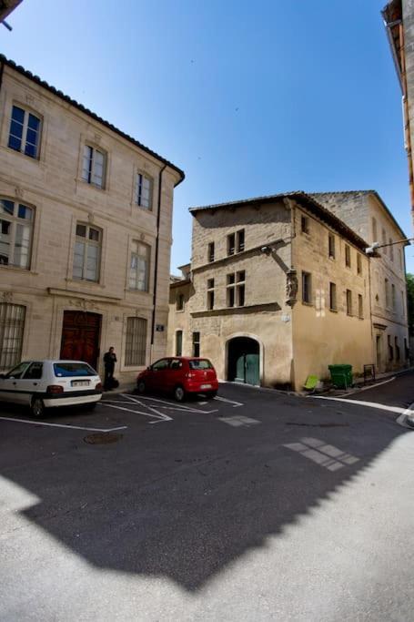 La Bulle - Parking Gratuit En Souterrain - 2 Mins Du Palais Des Papes - Clim Ac - Wifi Apartment Avignon Ngoại thất bức ảnh