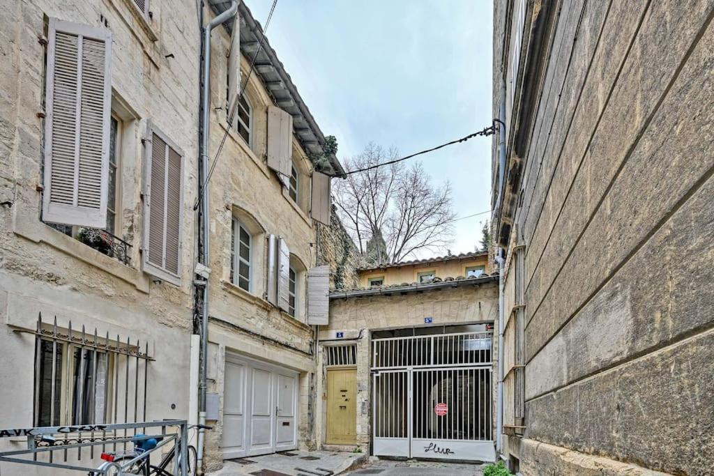 La Bulle - Parking Gratuit En Souterrain - 2 Mins Du Palais Des Papes - Clim Ac - Wifi Apartment Avignon Ngoại thất bức ảnh