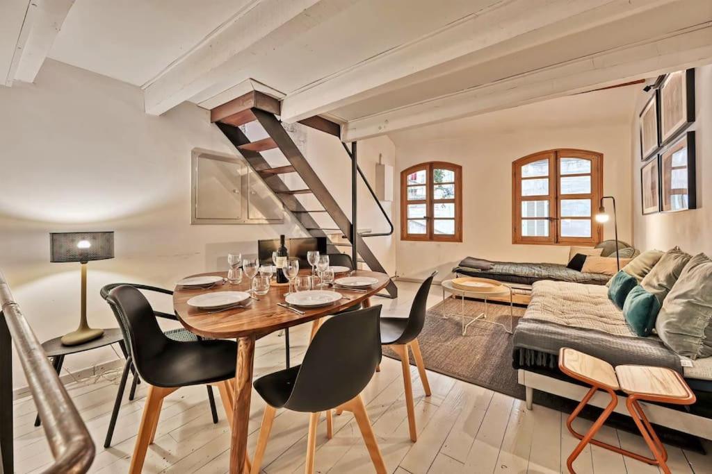 La Bulle - Parking Gratuit En Souterrain - 2 Mins Du Palais Des Papes - Clim Ac - Wifi Apartment Avignon Ngoại thất bức ảnh
